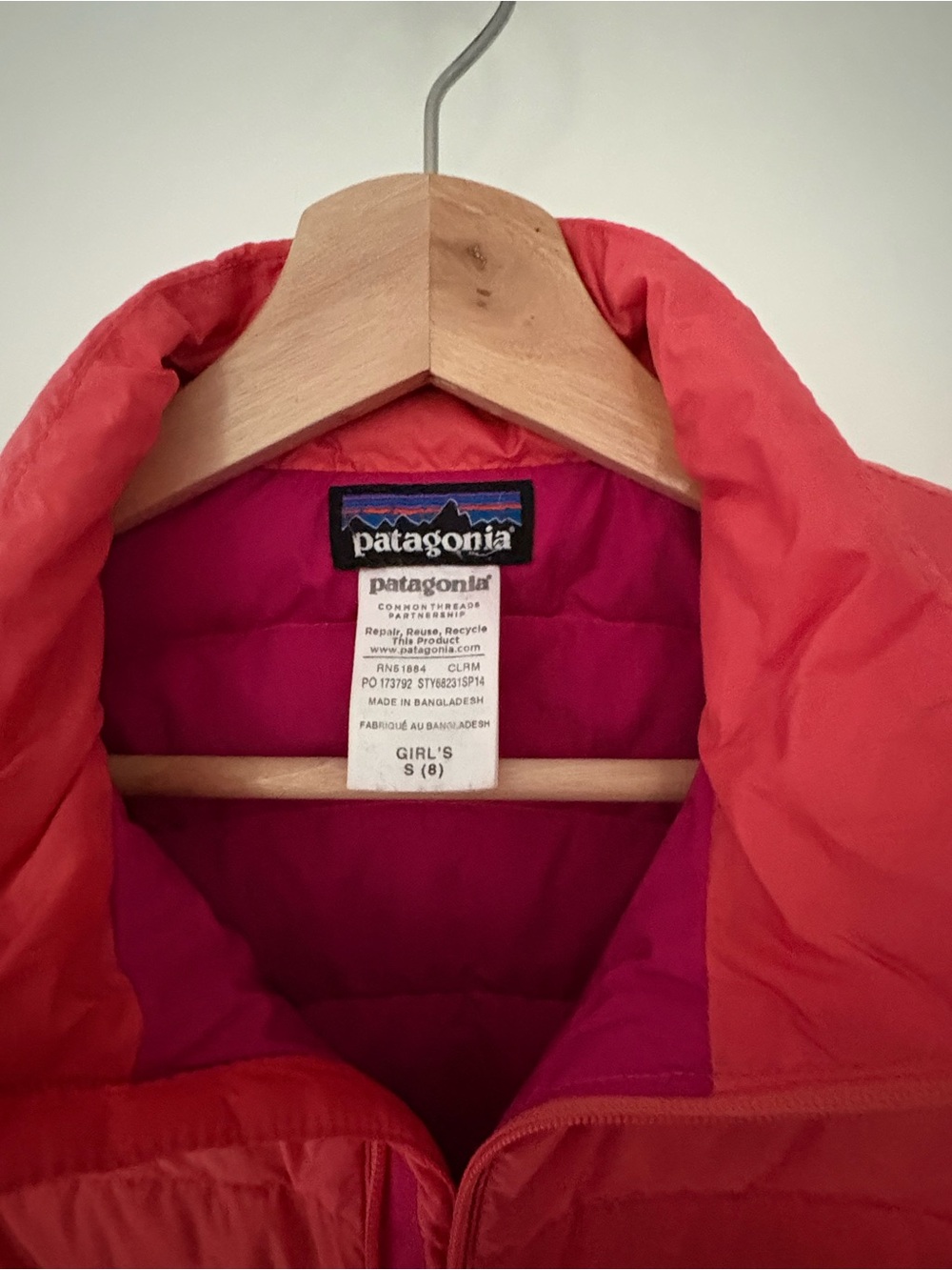 Patagonia down jacket S(8) - Picture 3 of 4